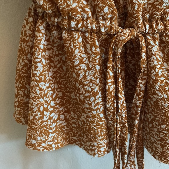 Mind Code Crop Top - Picture 3 of 4